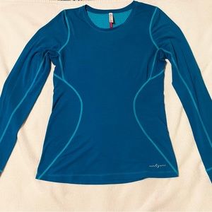 Moving Comfort Long Sleeve Yoga Top Small